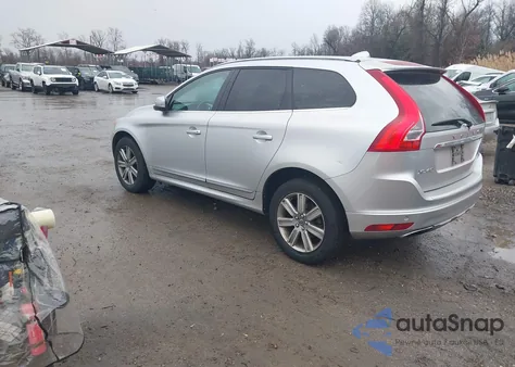 2017 Volvo Xc60 T5 Inscription z USA, uszkodzony, nr VIN YV440MRU4H2001406